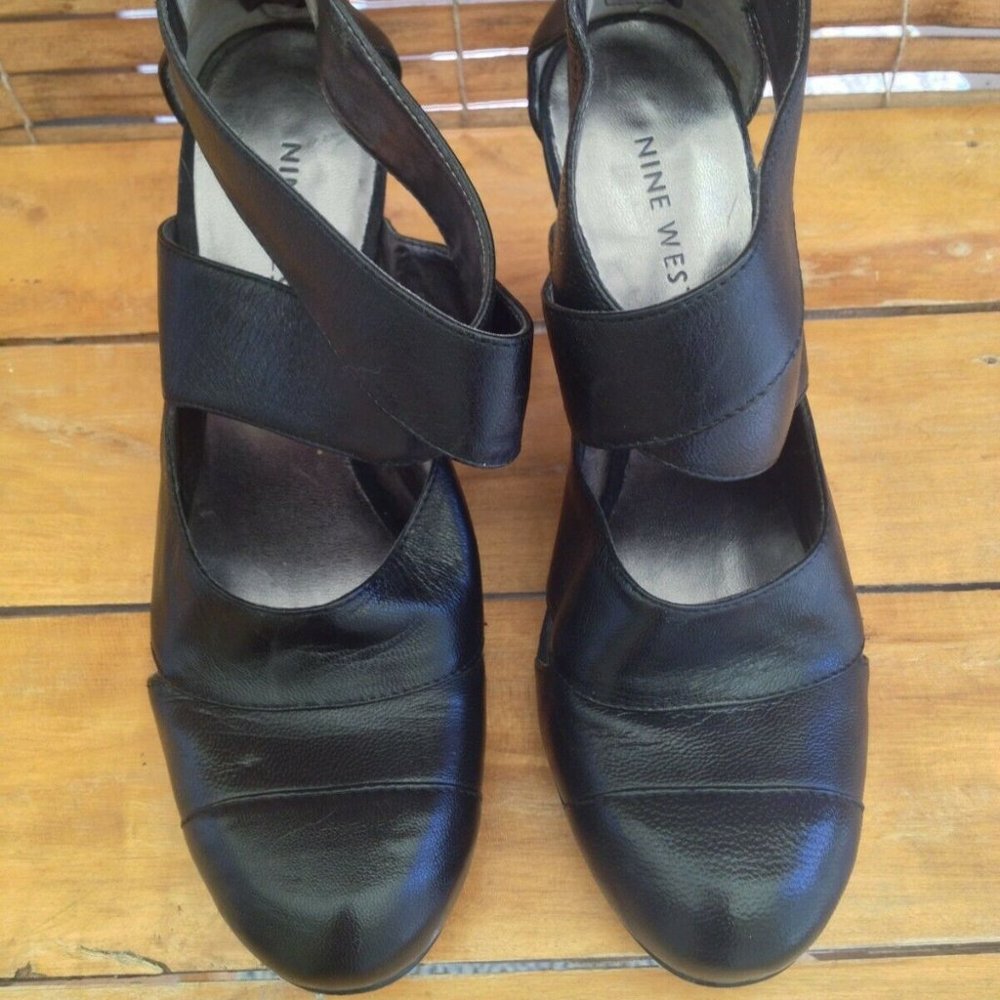 NINE WEST Black Round Toe Heel with Ankle Straps